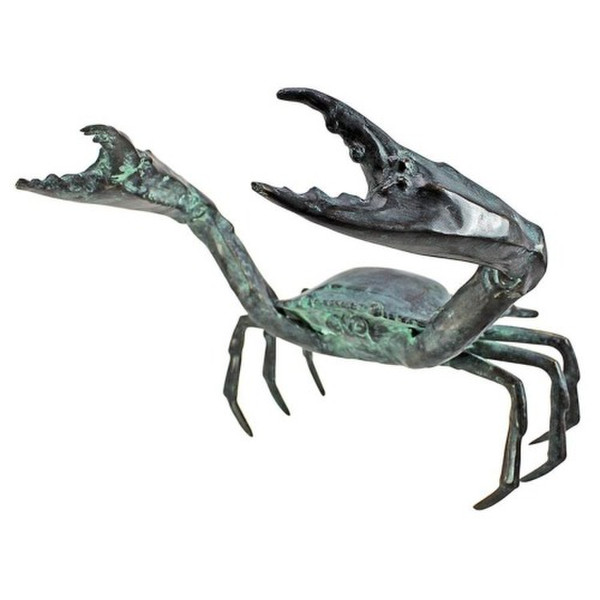 Large bronze crab sculptures meticulously replicated statue rendered